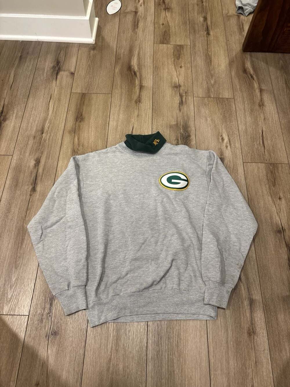 Vintage Majestic Green Bay Packers Mock Neck Graphic Sweatshirt